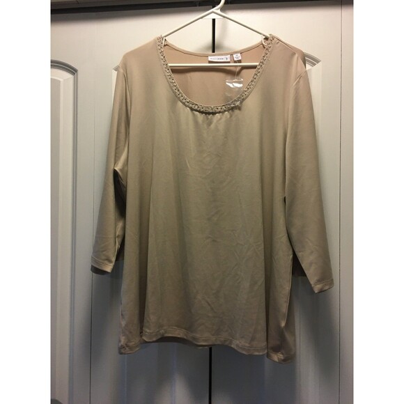New Susan Graver Size 2X Tan Color Polyester Spandex Knit Blouse Beaded - Picture 1 of 4